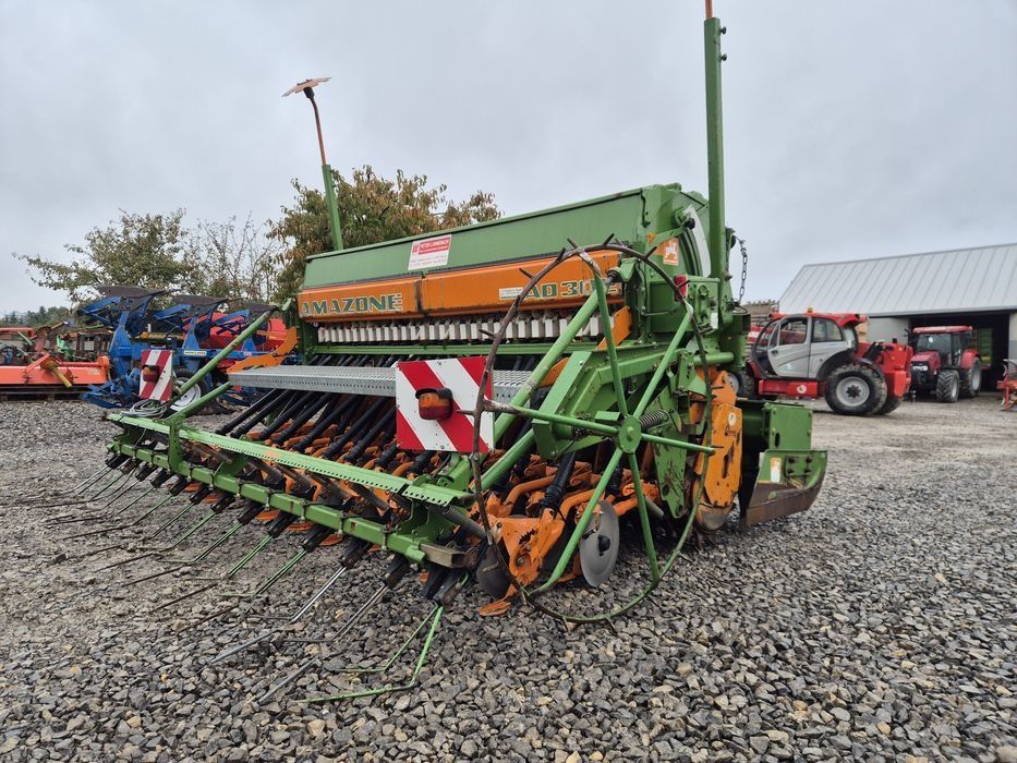 Amazone  AD 302 KE 303uprawowo siewny 3m Talerzowy Ścieżki  Znaczniki