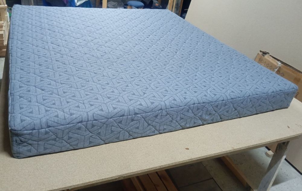 Матрас 180х200 (пружинний) новий