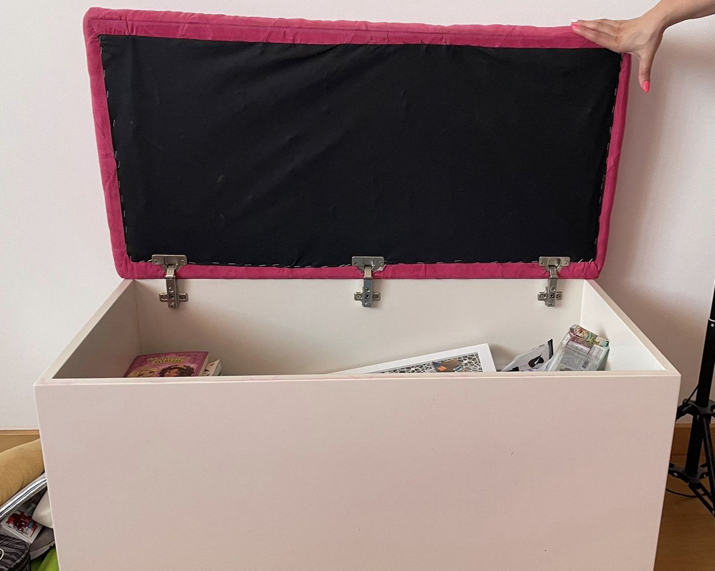 Vendo Baú para quarto