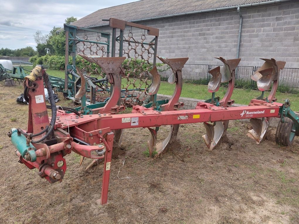 Pług kverneland em 100