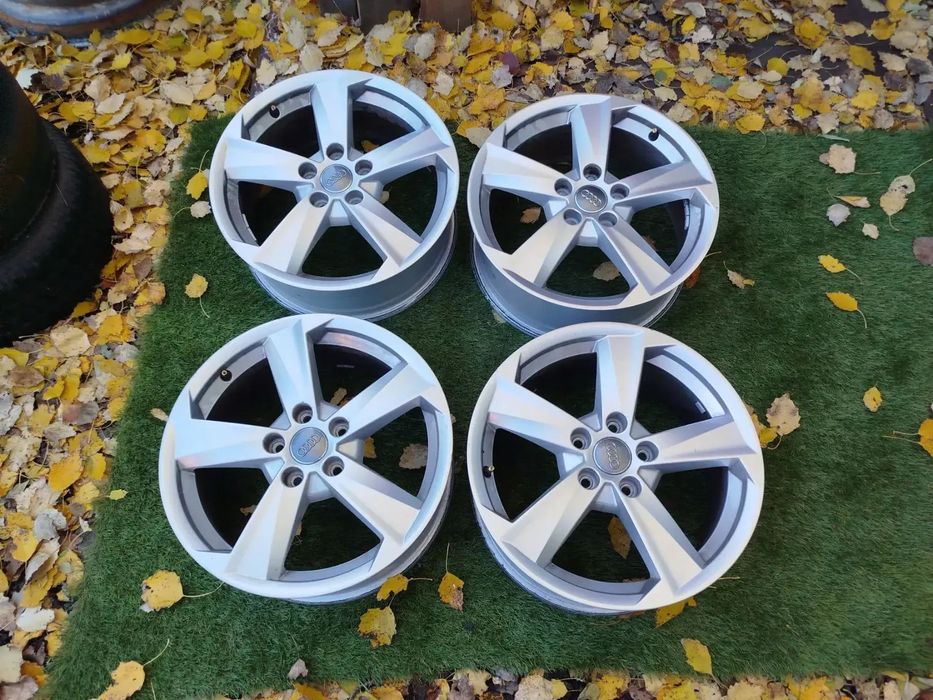 Felgi Aluminiowe Audi 5x112 7Jx17 Et45 81A 601 025B Oryginał Super Stan