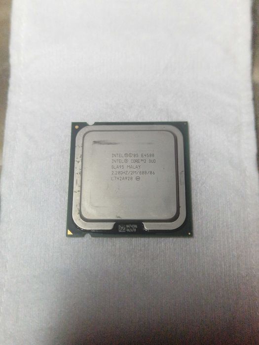 Processador Intel Core 2 Duo Sla95 Malay