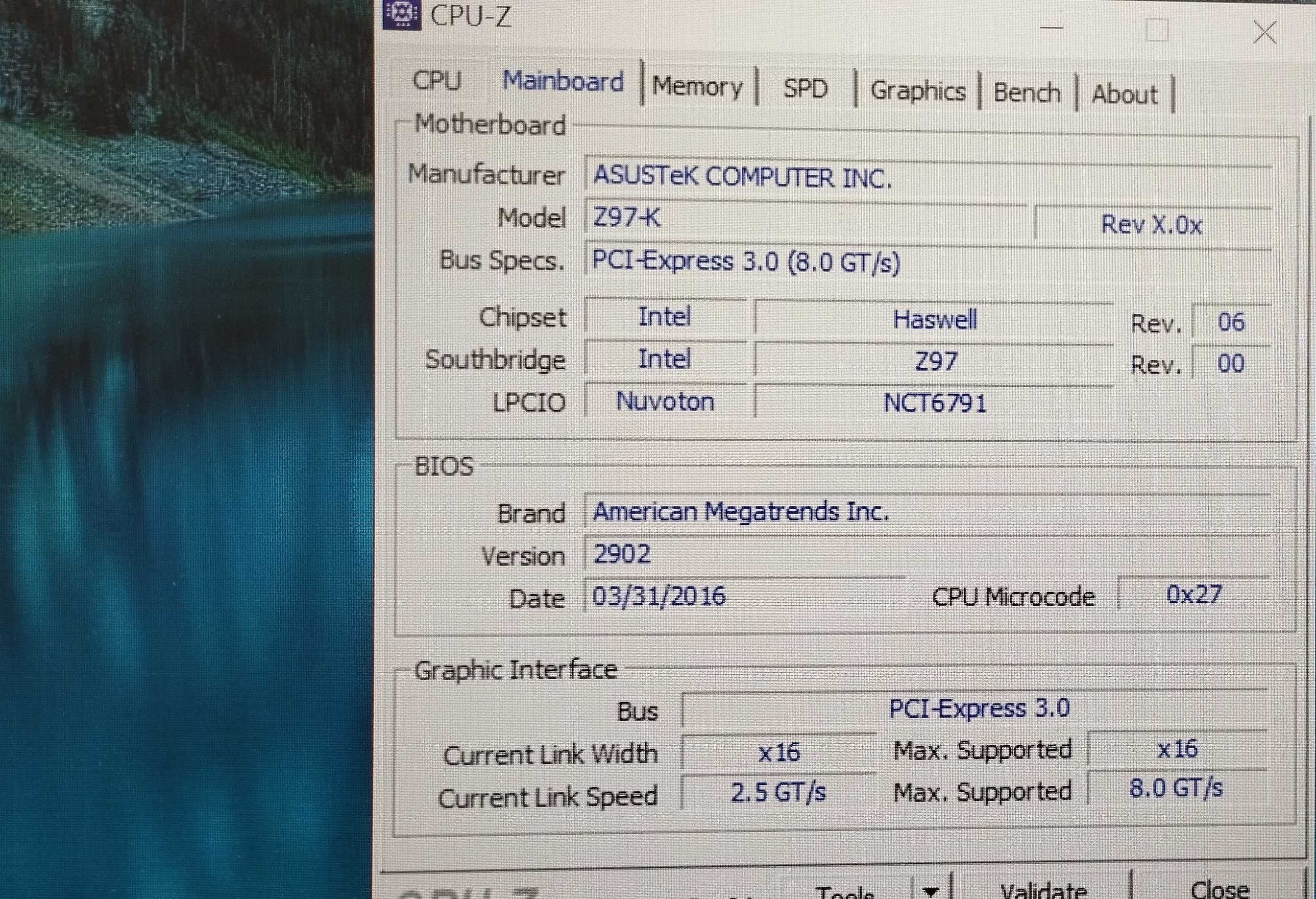 Процесор Intel i5-4690K, материнка Asus Z97-K, ОЗУ 16 Гб.