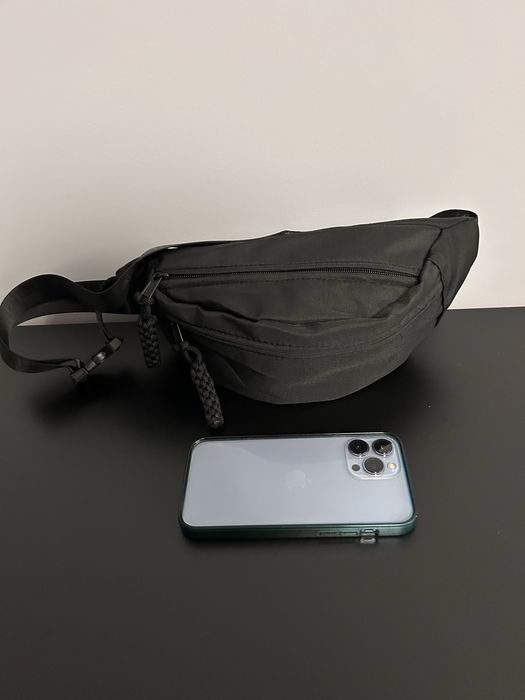 Duża pojemna saszetka nerka lub torba na ramię crossbody lekka