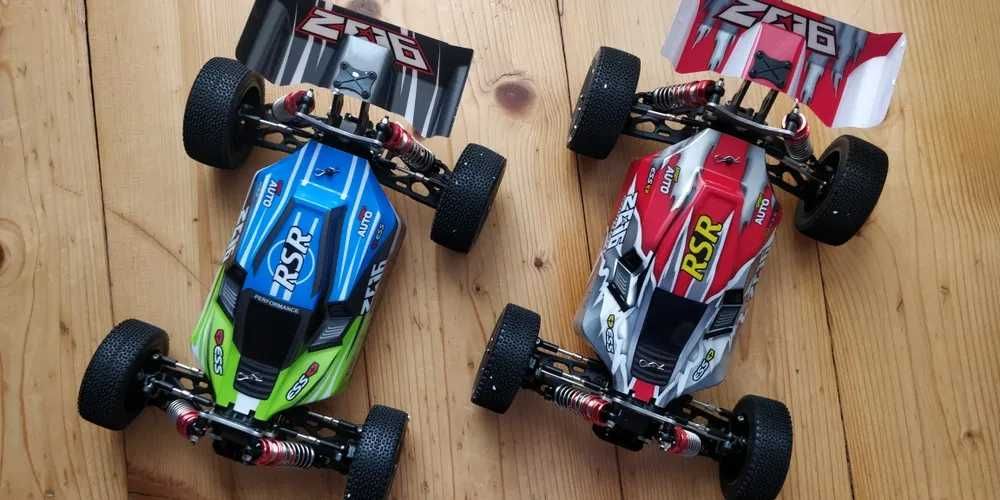 Autko RC WlToys 144001 - kolor zielony lub czerwony + bateria 5000 mA