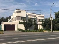 Продаж будинку 300м в Києві, з дизайнерським ремонтом