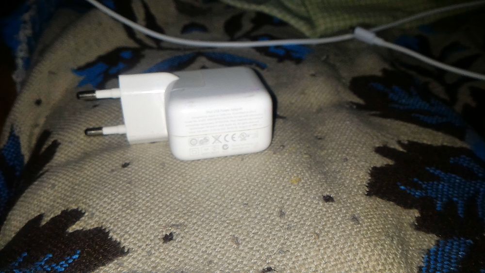 Adaptador de energia USB Apple A1205 para iPod e iPhone