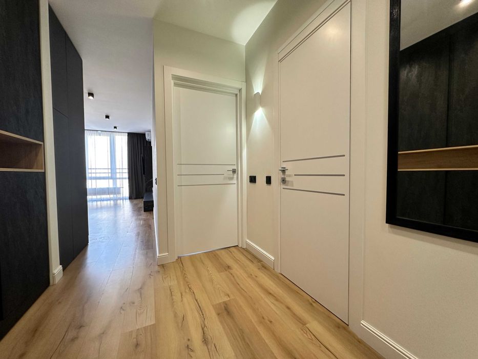 Оренда. ЖК Seven(Севен). Дніпровська наб. 18А (будинок з генератором)