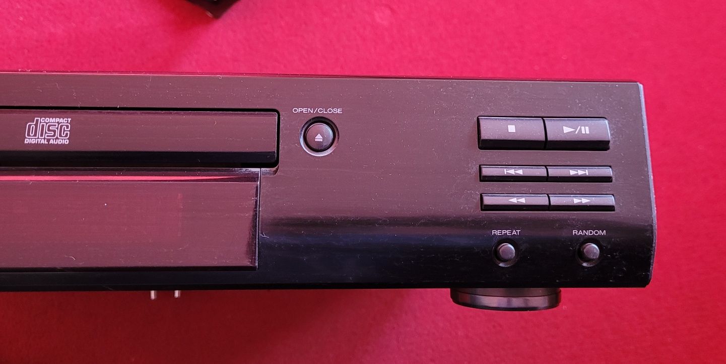 Amplituner Kenwood  KR-A3080 + CD DPF-1030