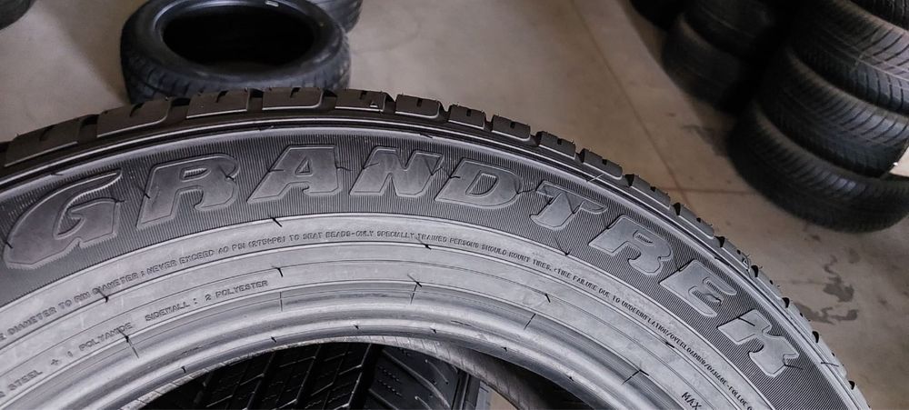 265/55/19 R19 Dunlop Grandtrek AT23 4шт