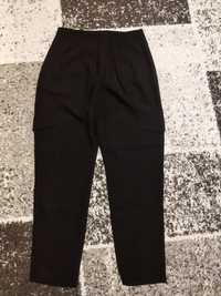 Czarne spodnie bojówki r.xs sinsay