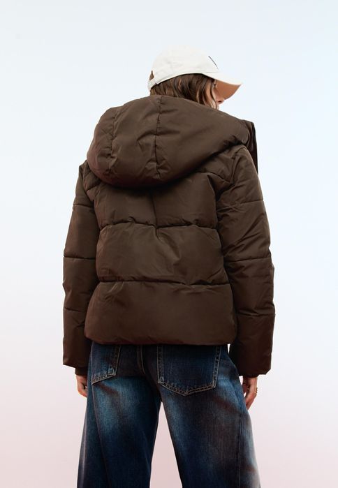 Куртка Stradivarius з бірками, повністю нова.