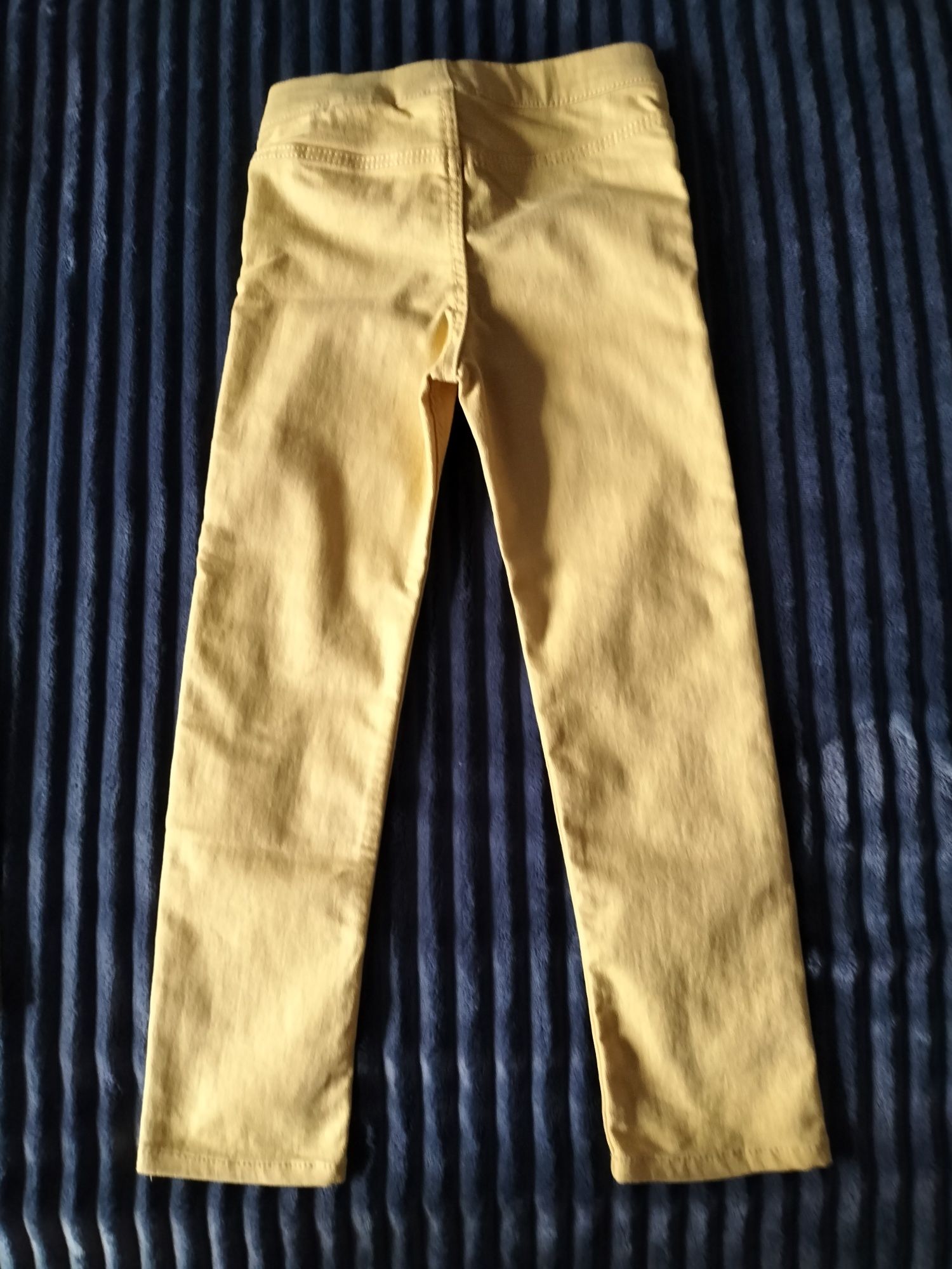 Treginsy H&M r.110