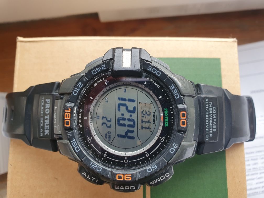 Casio PROTREK PRG 270-solar