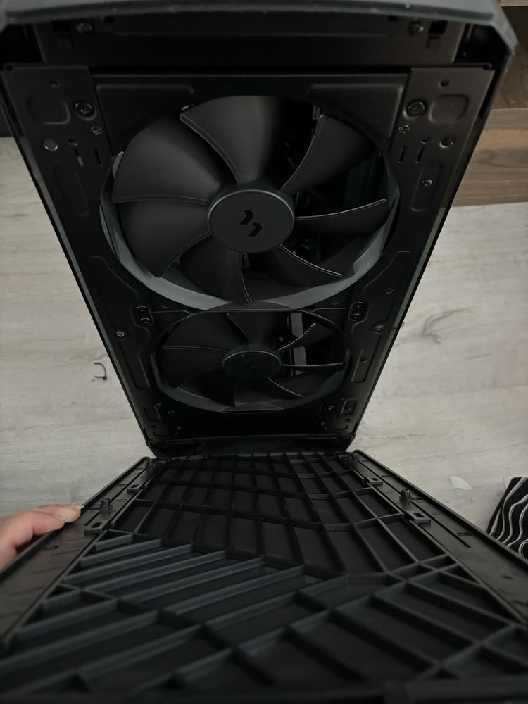 Komputer AMD ryzen 5 3600