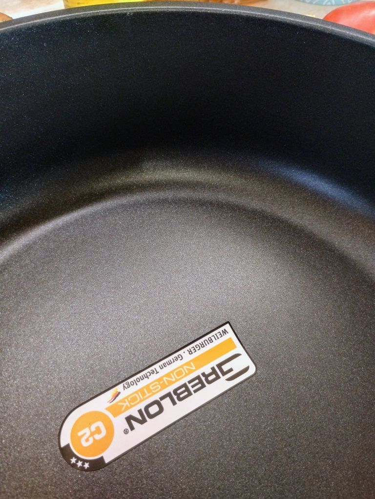 Жаровня pepper black ice 28 см