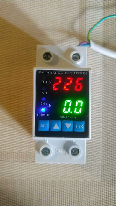 Защитное реле напряжения и тока 40А