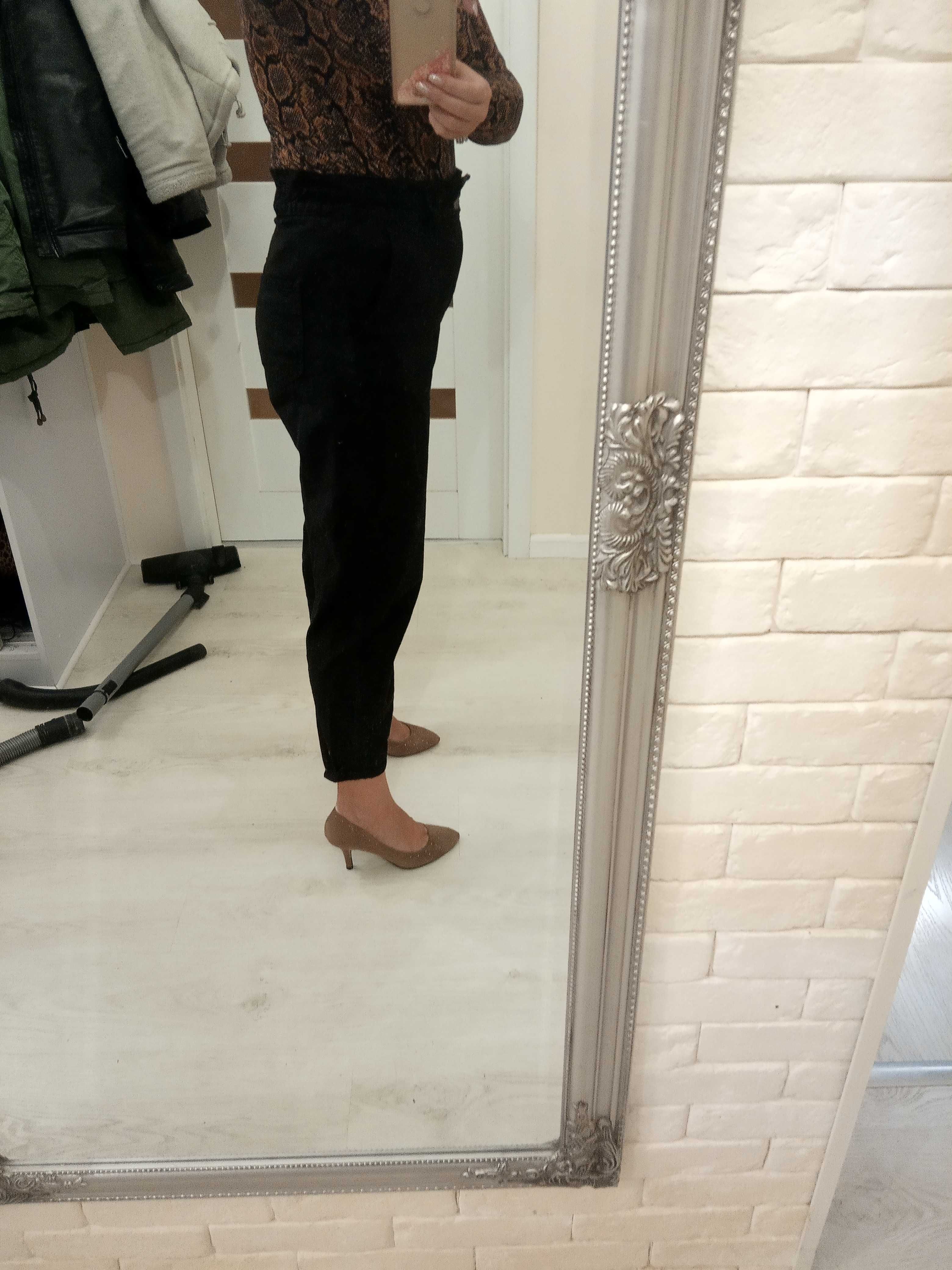 Spodnie jeans boyfriend Stradivarius L czarne wysoki stan guma monfit