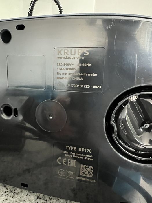 Ekspres na kapsułki Krups Nescafé Dolce Gusto Infinissima KP173B10