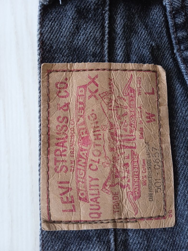 Spodenki jeansowe Levi's. Rozmiar S/ M