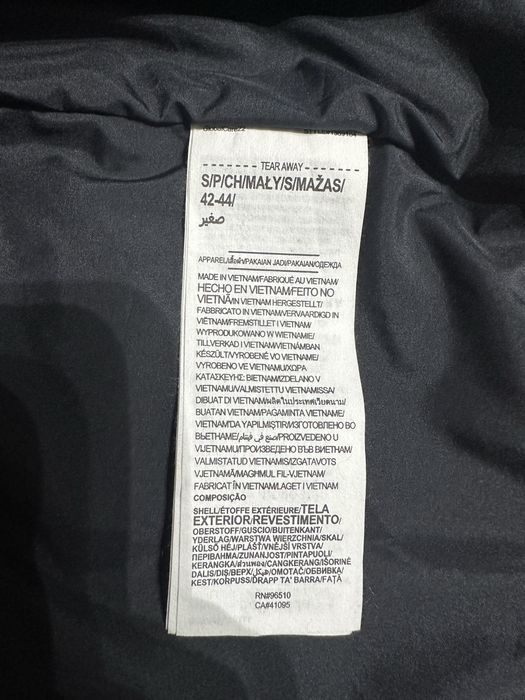 Продам утепленную жилетку Under Armour, р. S.