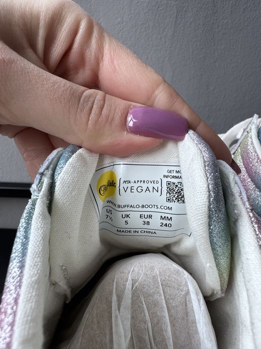 Черевики жіночі Buffalo