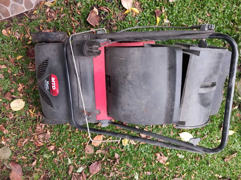 Escarificador elétrico relva