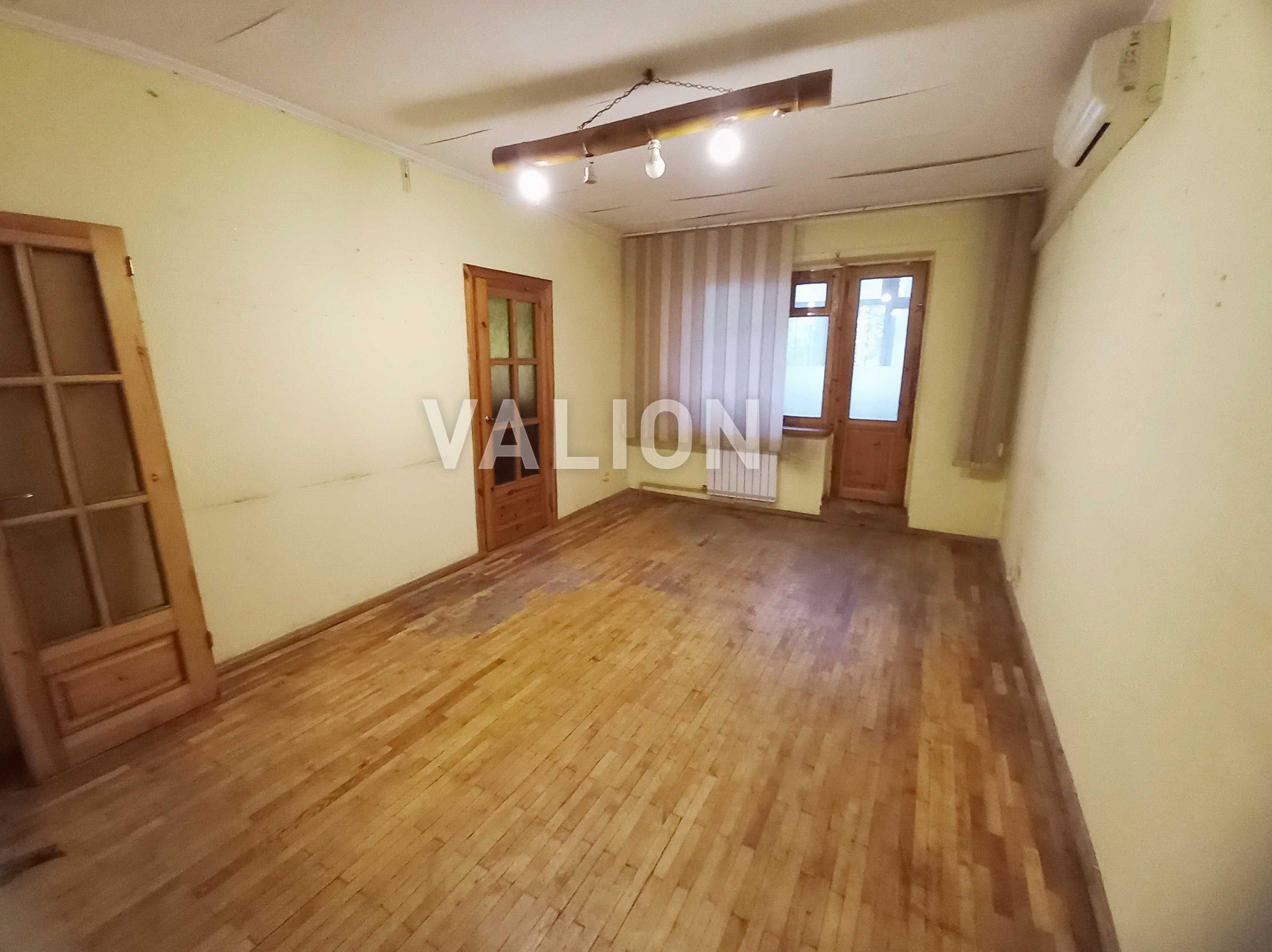 Без % Продаж 5-кім. кв. вул Васильківська 38, поруч метро, Максимовича