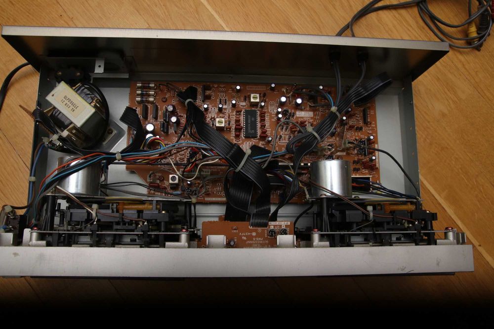 Technics RS-B11W — Двокасетна дека (На запчастини / Відновлення)
