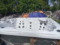 Jacuzzi ogrodowe niecka nowa, podstawowa.