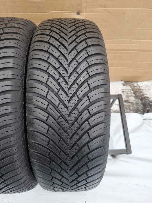 Opony Całoroczne 205/55/16 94V Vredestein Quatrac Rok 2023