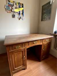 Piękne antyczne biurko