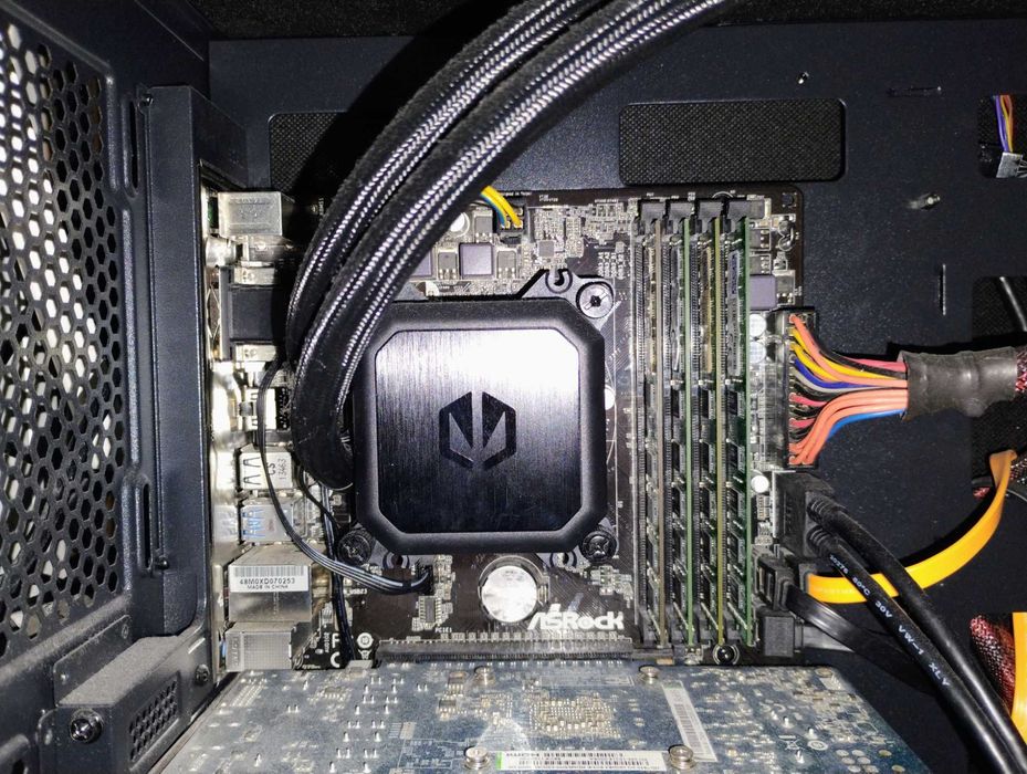 Platforma PC i7-4770 B75 32GB DDR3 (8x4)