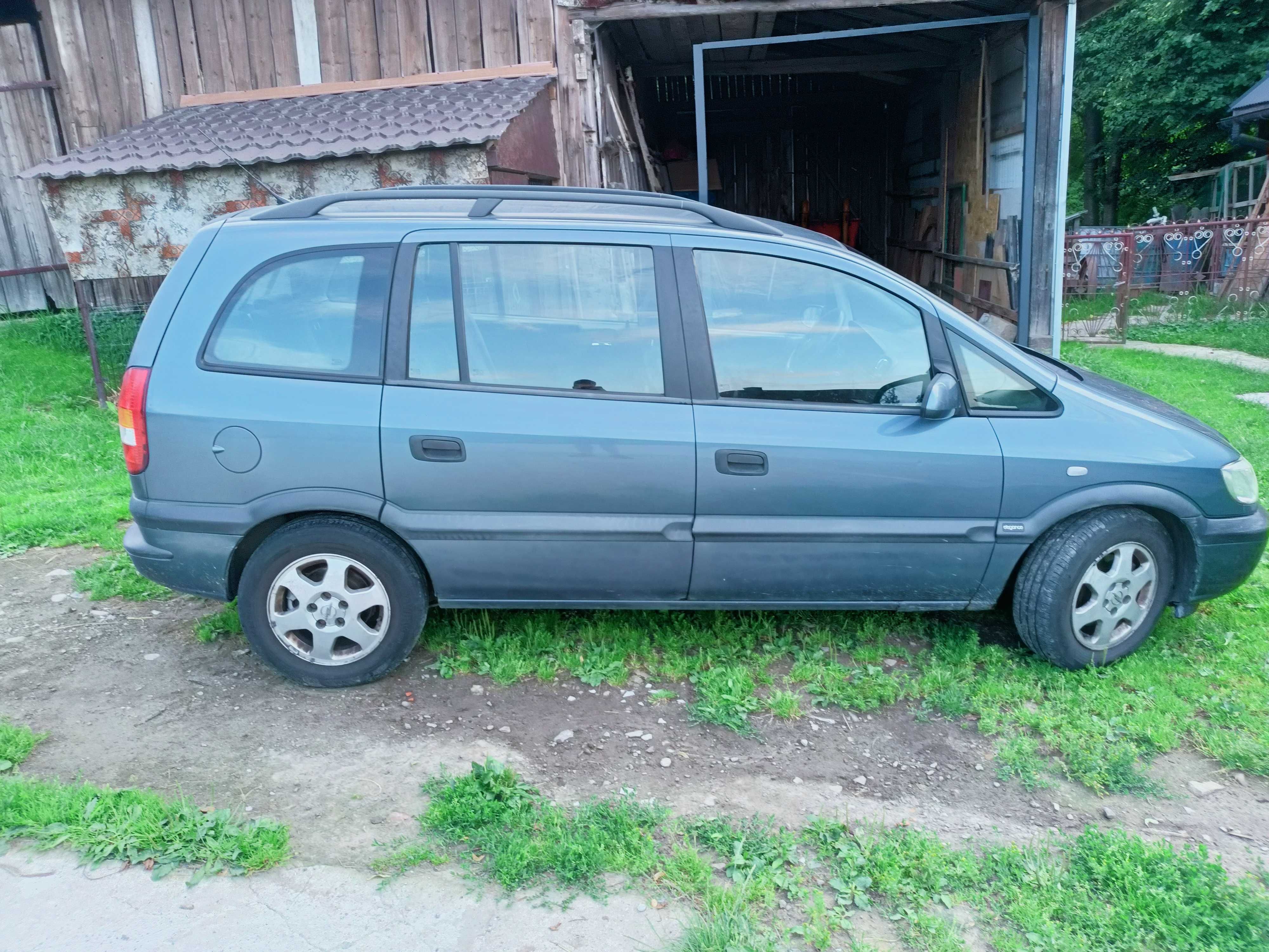 Sprzedam Opel Zafira A z 1999 r
