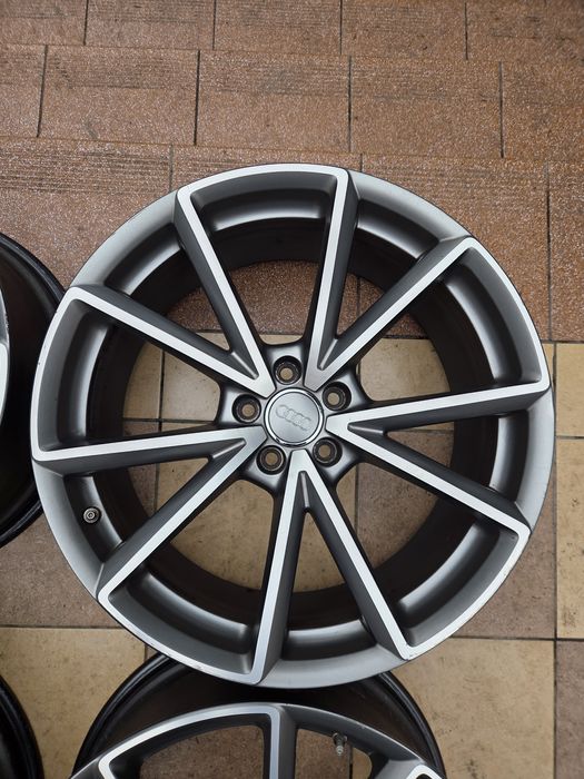 Felgi oem 20 cali Audi RS5 5x112 9J 8T0601025CQ-8AU TITAN