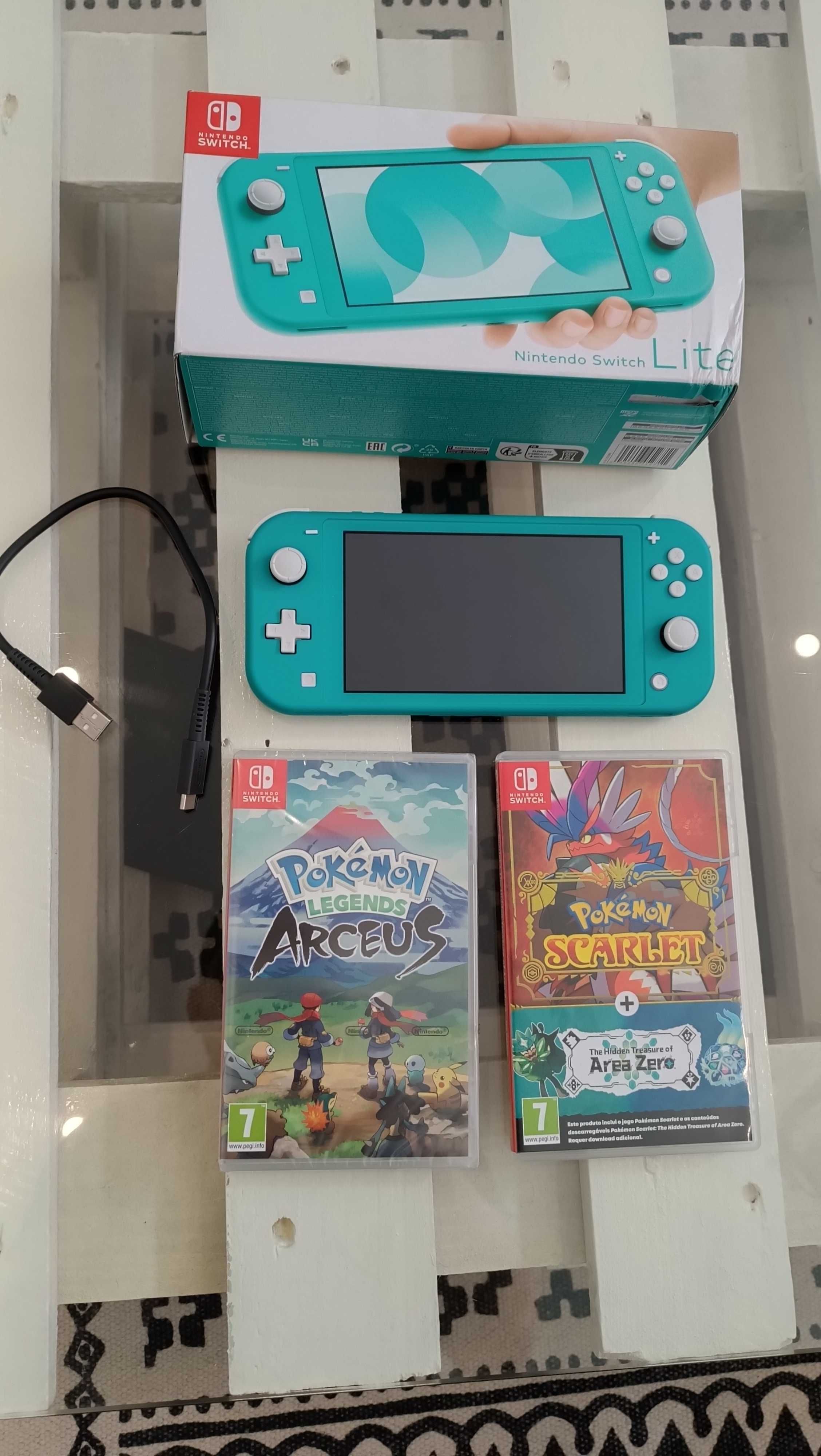Nintendo Switch Lite + jogo Pokémon Scarlet e Legends of Arceus