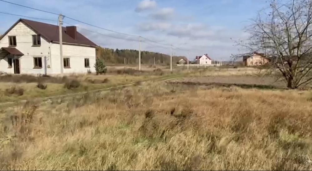 Продам земельну ділянку . Кустин . 12,6 соток під будівництво