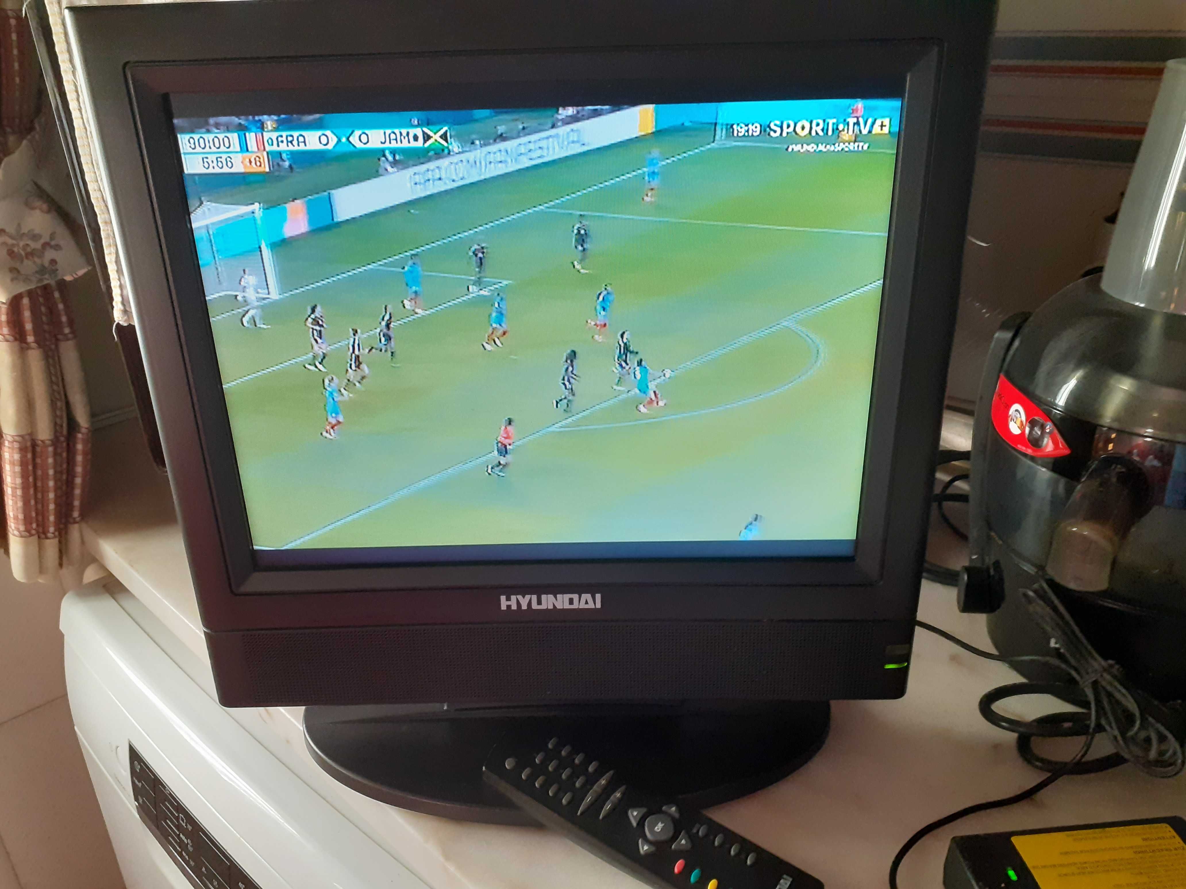 Televisor LCD Hyundai