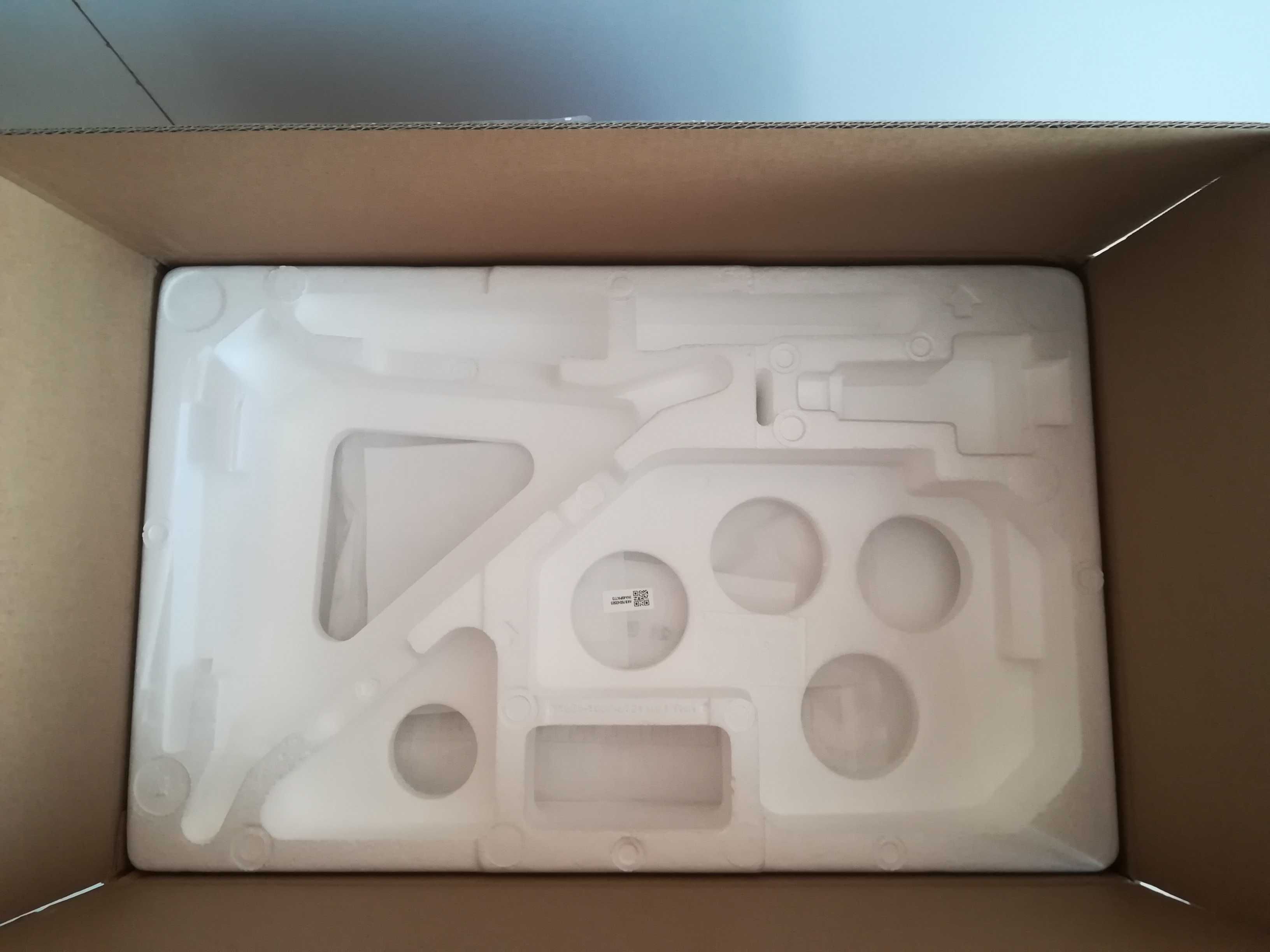 Karton pudełko po monitorze Samsung Essential S3 24" S24C366EAU