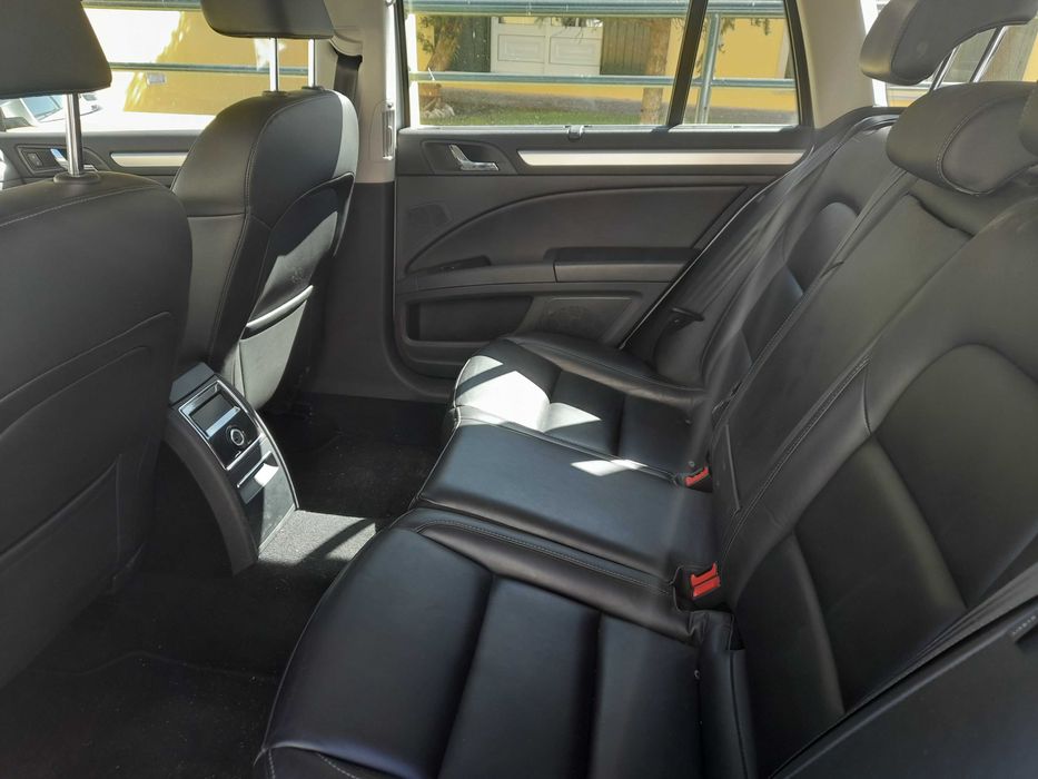 Skoda  Superb Automatico