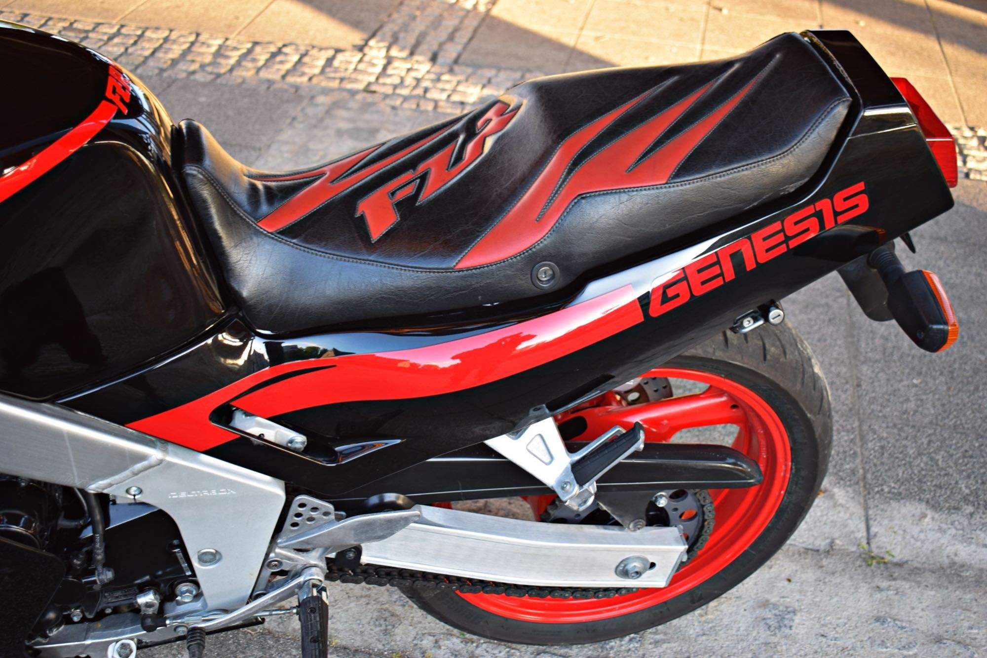 Yamaha FZR 1000 Kolekcjonerski Stan BEZ WKŁADU Wzorowa! jak NOWA 10/10