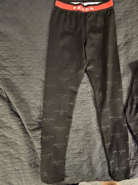 Zestaw Prada legginsy i bluza