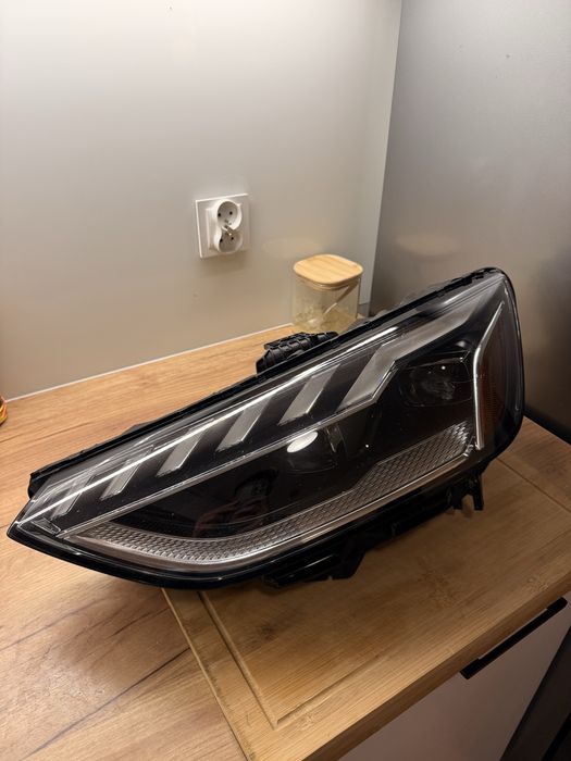Audi A4 S4 B9 B9.5 Lift lampa lewa MATRIX USA