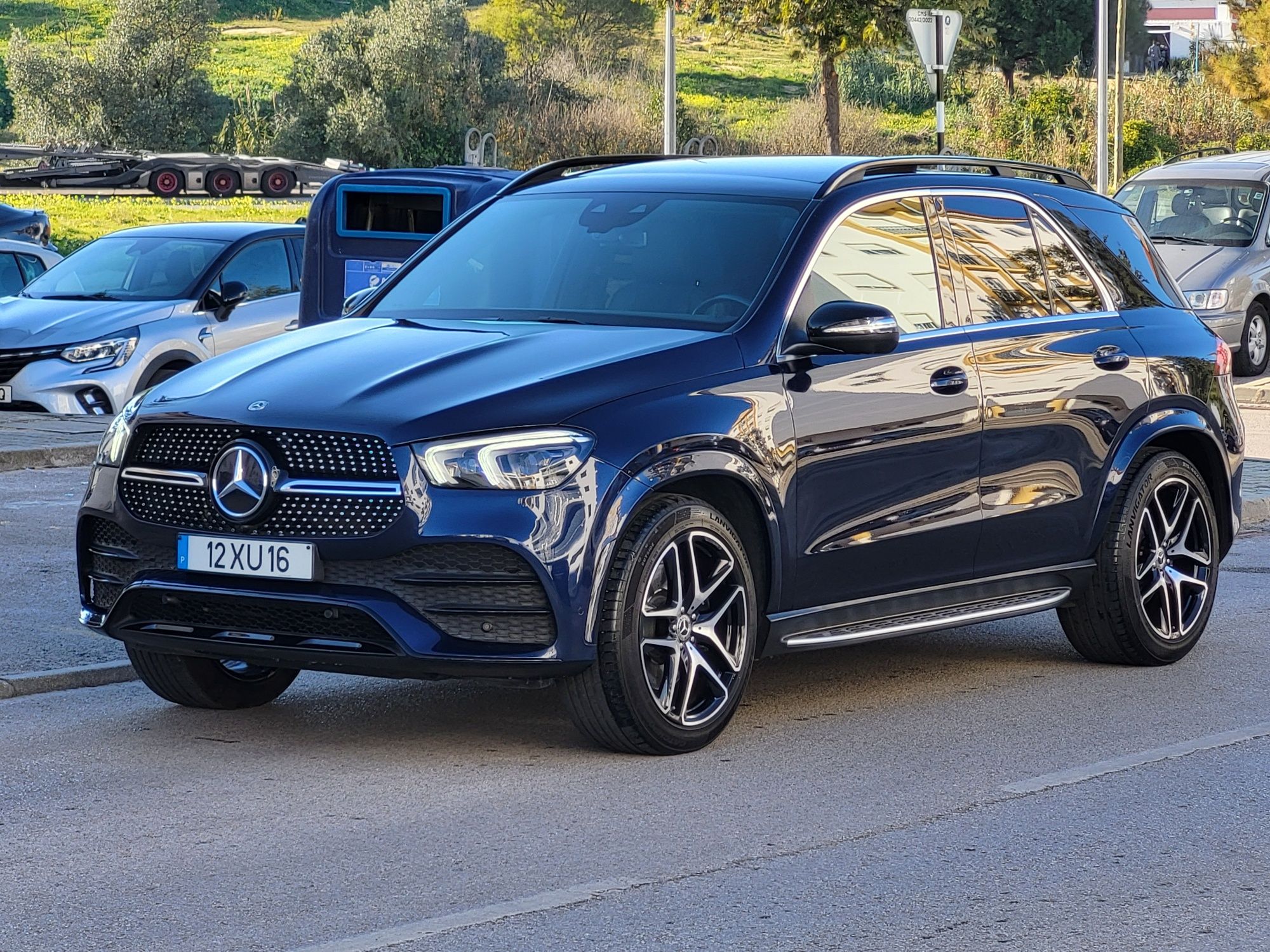 Mercedes GLE 300d AMG Pack Night Aceito retoma