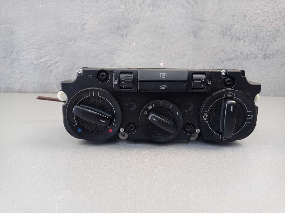 Блок управления печкой и кондицыонером VW Caddy III 1T2819045B