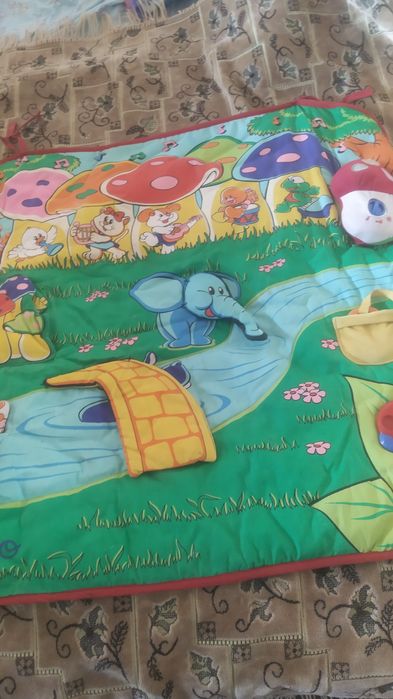 Дитячі іграшки Chicco