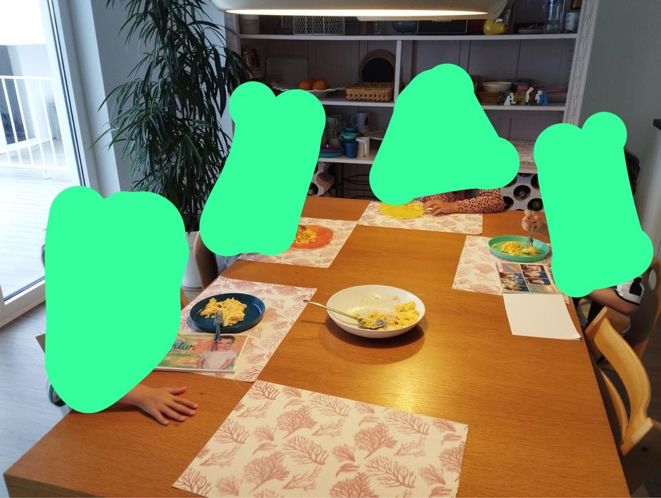 Mesa de refeições em Madeira com 1.90x0,9 extensível