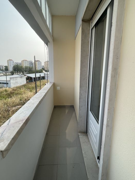 Quarto para arrendar (Damaia Amadora)