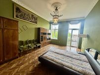 Без комісії! Продам 2-ох кімнатну квартиру по вул.Шептицьких