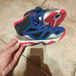 Buty sportowe do koszykówki rozmiar 33 (20,5 cm)